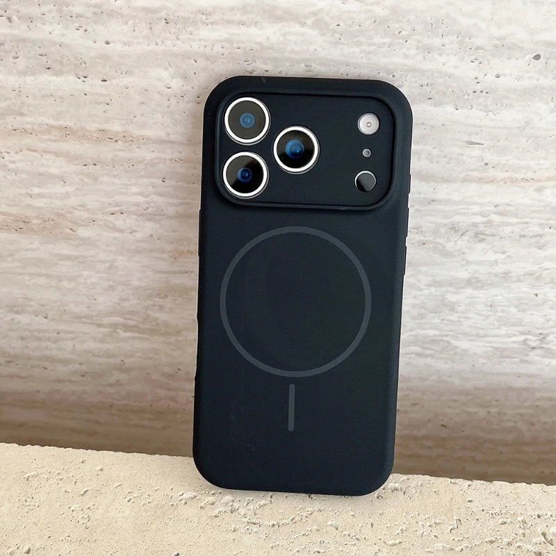 MagSafe Silicone Case — Solid Color Protection