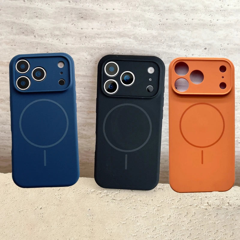 MagSafe Silicone Case — Solid Color Protection